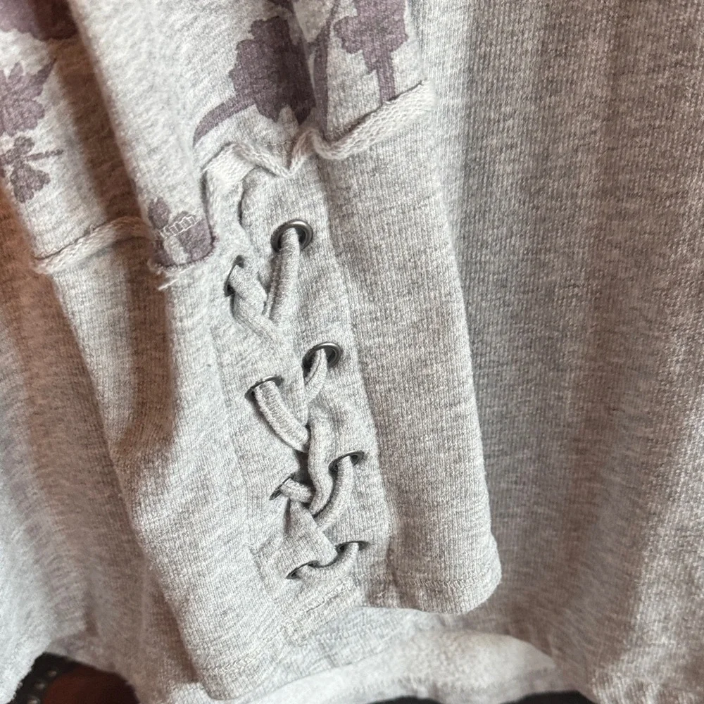 Maurices Light Gray Floral Lace-Up Hoodie - Picture 3 of 4